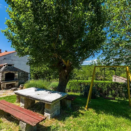 아파트 In Istria